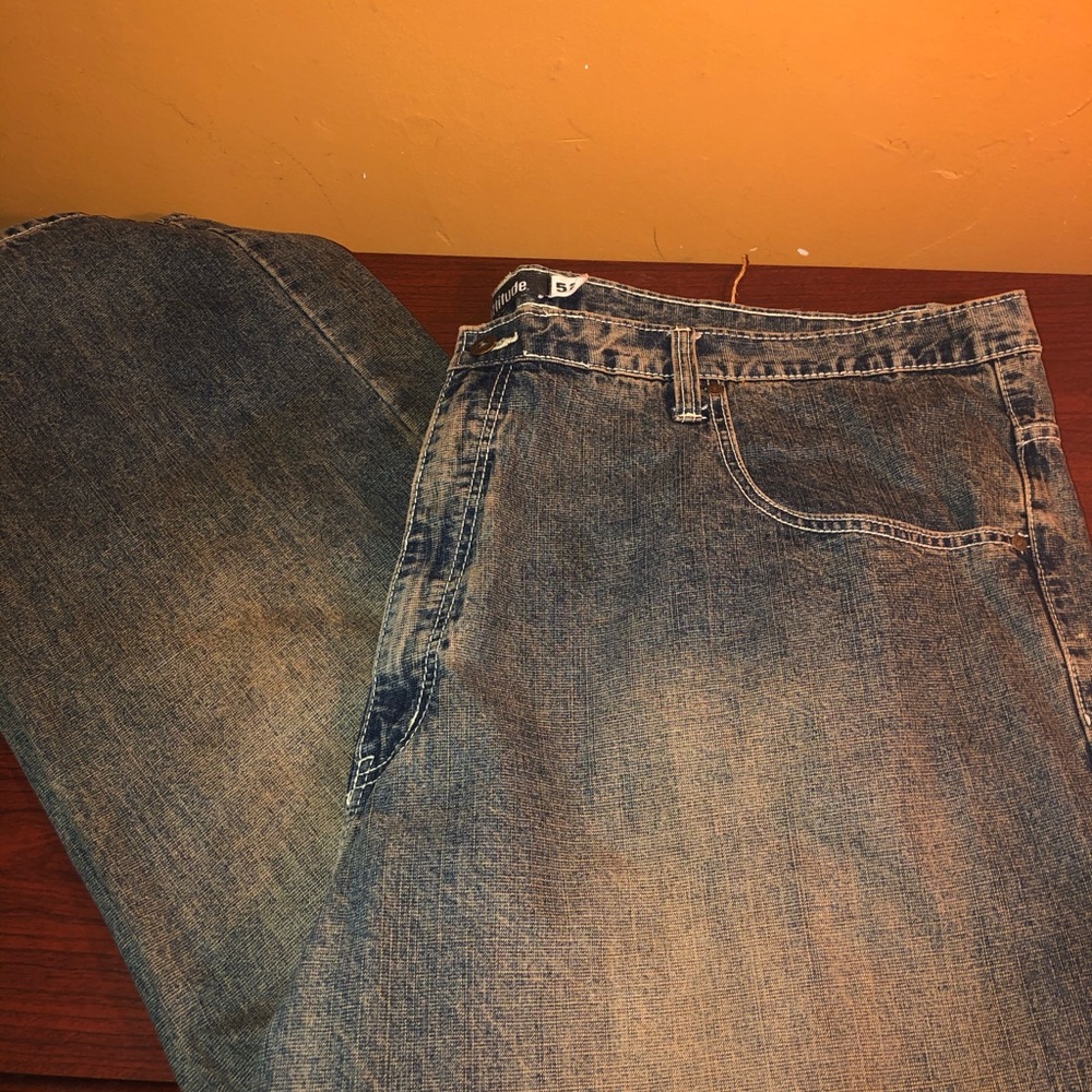 Jeans - Picture 3 of 3